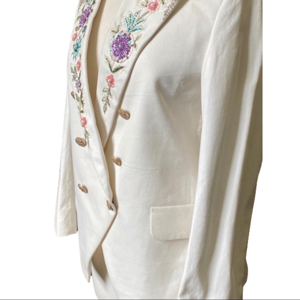 Hand embroidered double press jacket - Picture 7 of 8